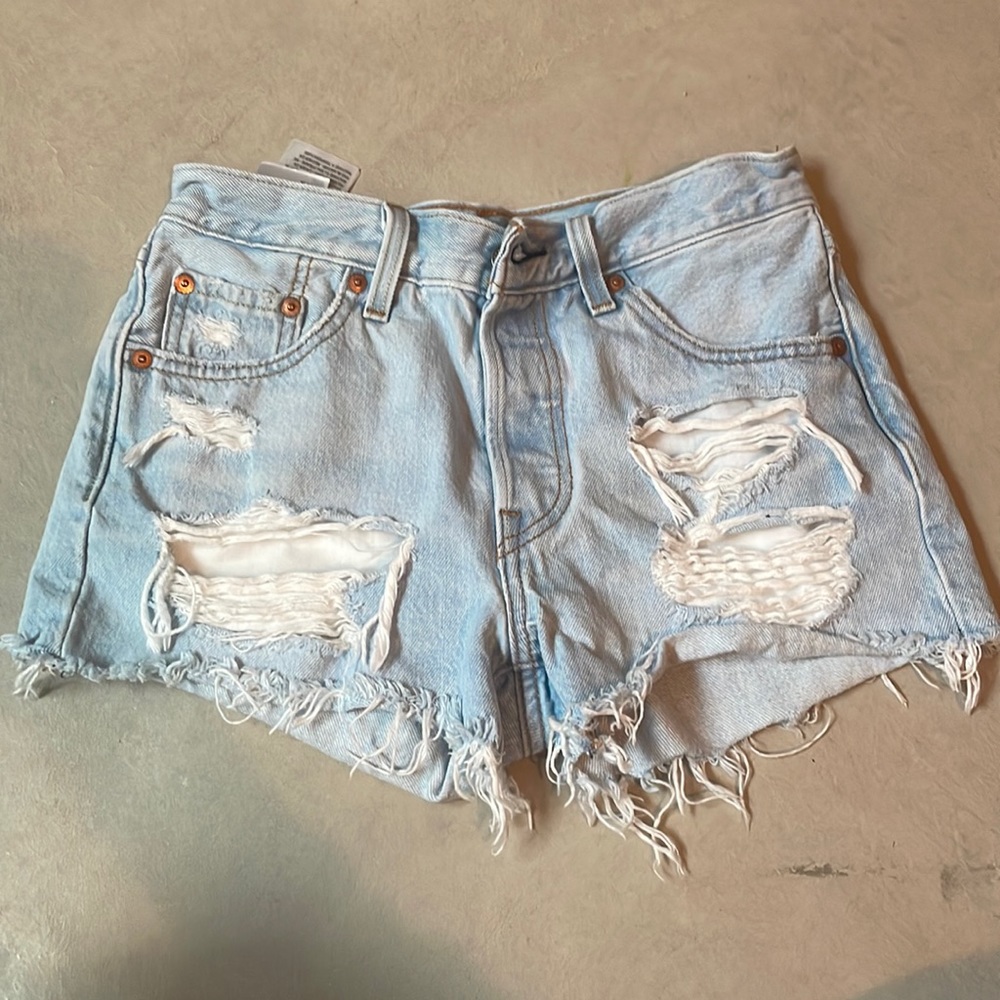 Levi’s 501 cutoff shorts size 25